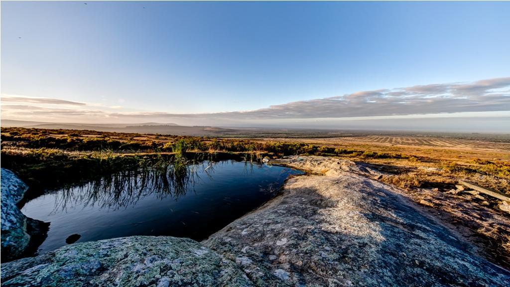 !Khwa Ttu Bed & Breakfast Swartwater Exterior photo